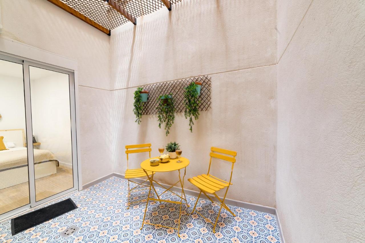 Moonkey - Apto. Albéniz, con acogedor patio Alicante Exterior foto