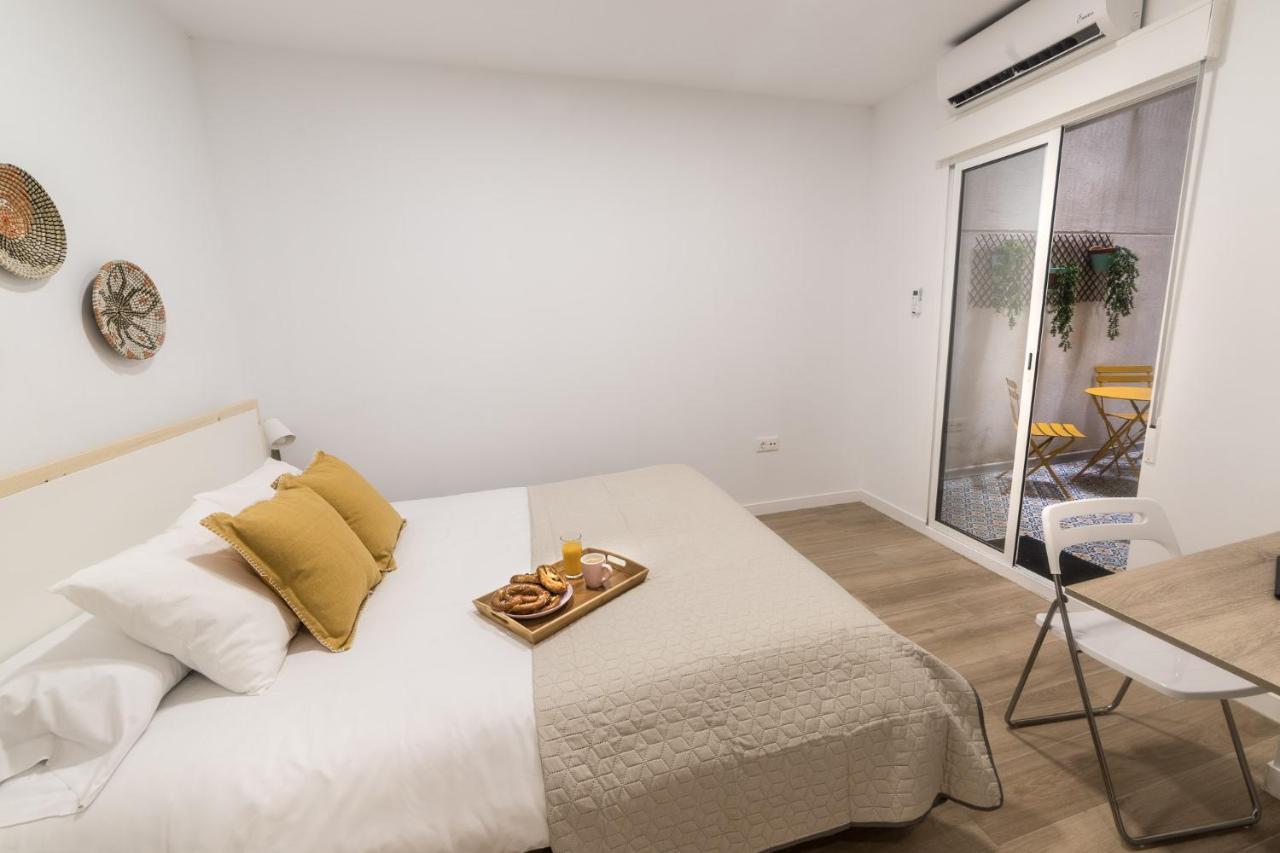 Moonkey - Apto. Albéniz, con acogedor patio Alicante Exterior foto